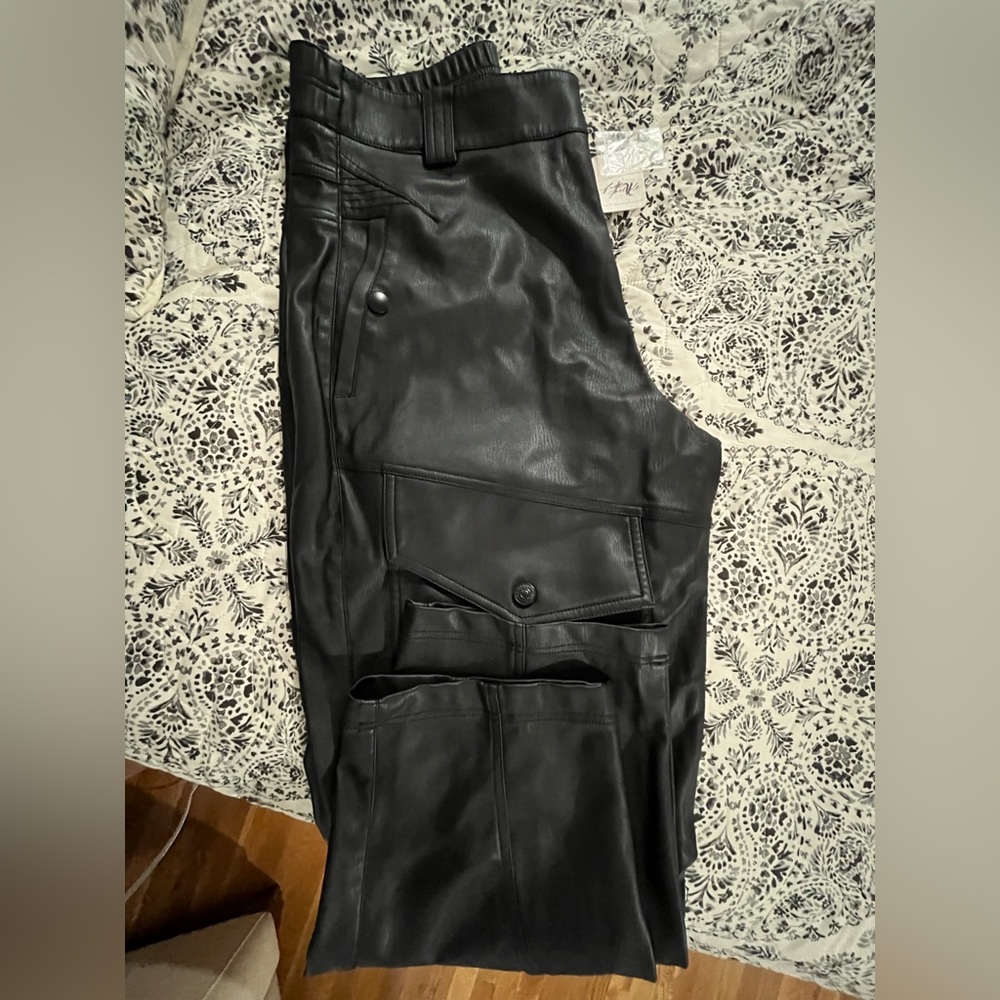 New Free People Leather Look Cargo Pants Size Large.